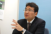 建設業界での経験豊富な瀧嶋社長。自らもコンサルタントとして転職相談に当たっている