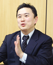 コンサルタントの壁谷俊則さん
GCDF-Japan資格を持つ人材紹介のプロフェッショナル